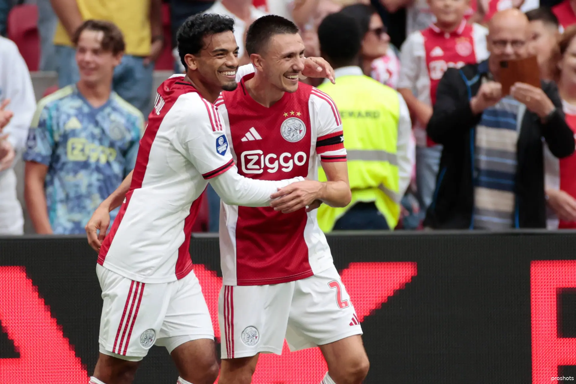 ajax-heracles-wijndal-berghuis
