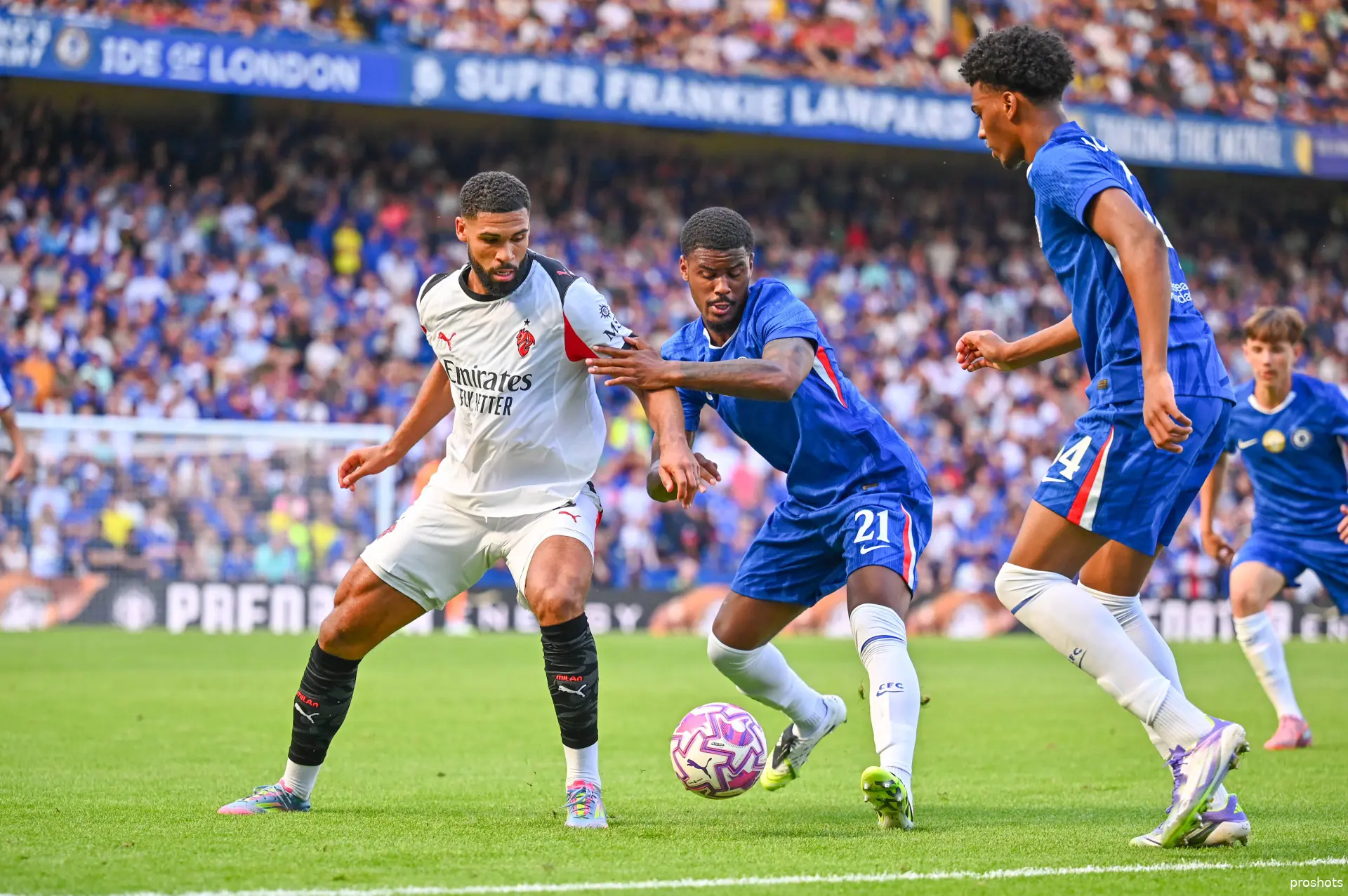 jorrel-hato-chelsea