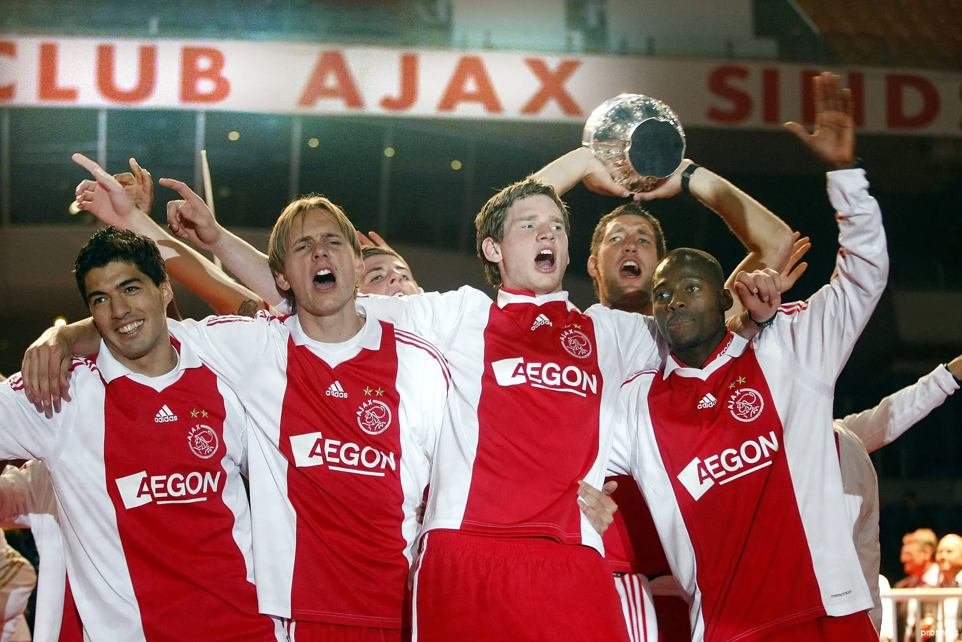 LuisSuarez_JanVertonghen_MaartenStekelenburg_SiemdeJong_Ajax_Ajax Showtime