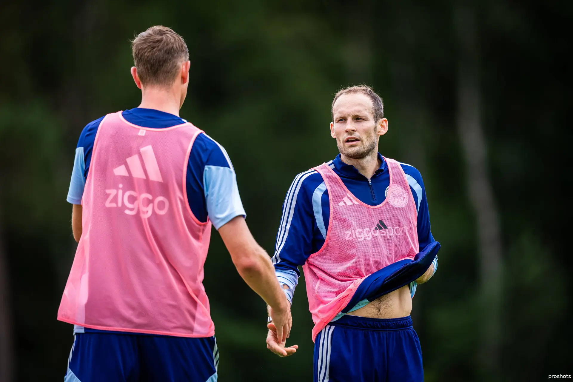 Ajax Showtime Daley Blind Ajax Training