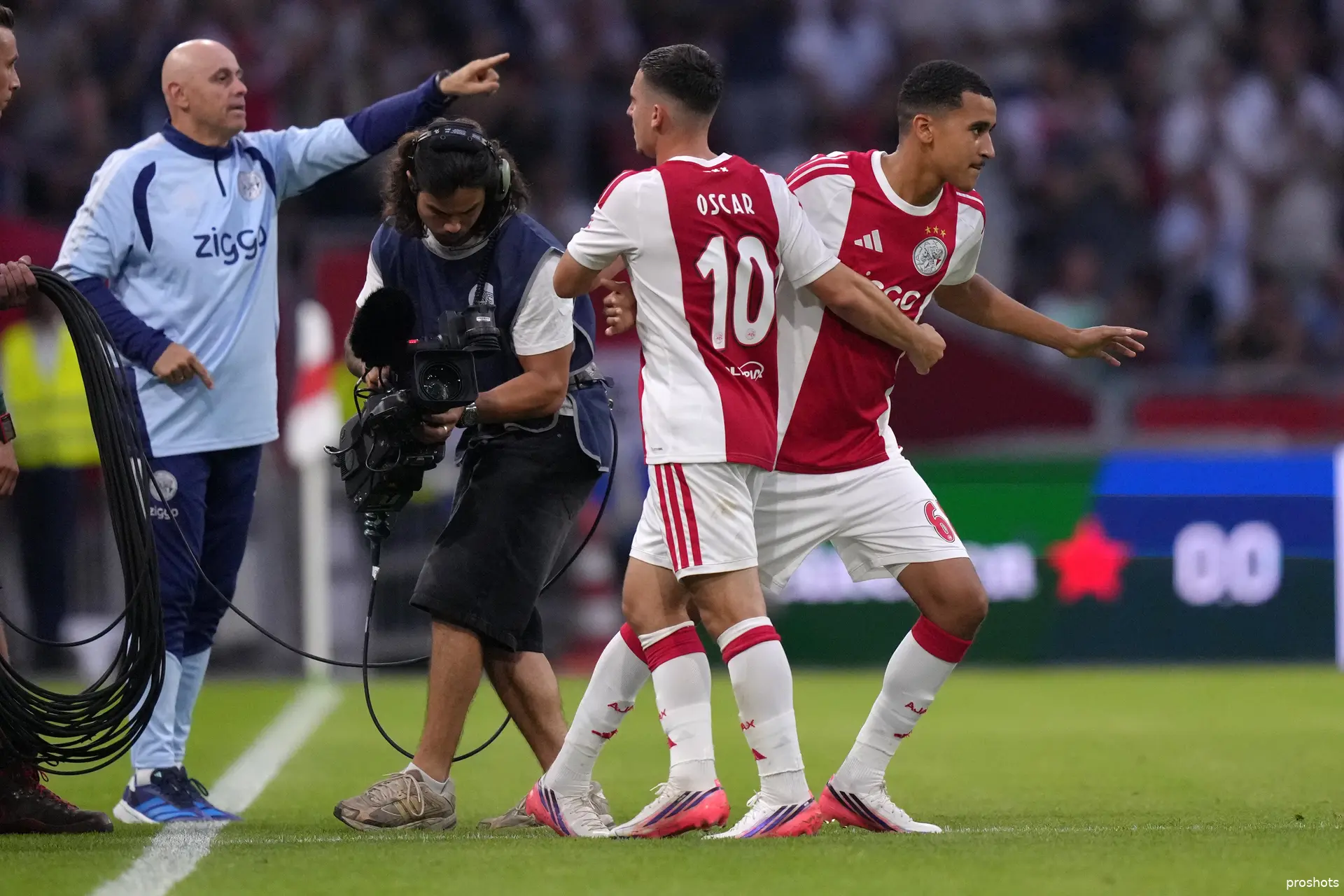 ajax showtime oscar gloukh abdellah ouazane ajax