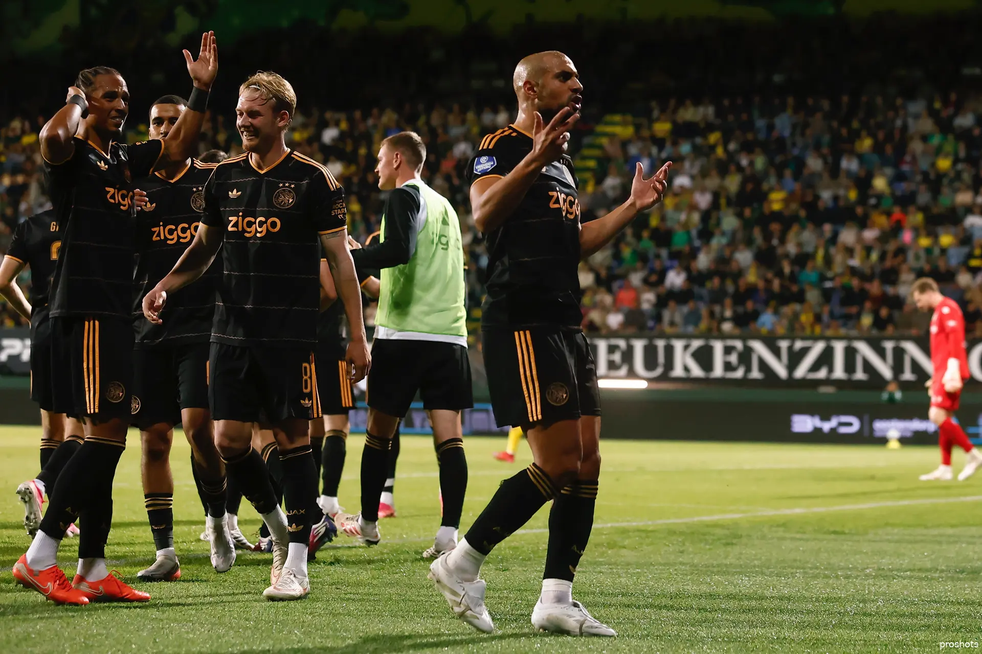 ajax showtime Sofyan Amrabat fortuna sittard ajax 25/26
