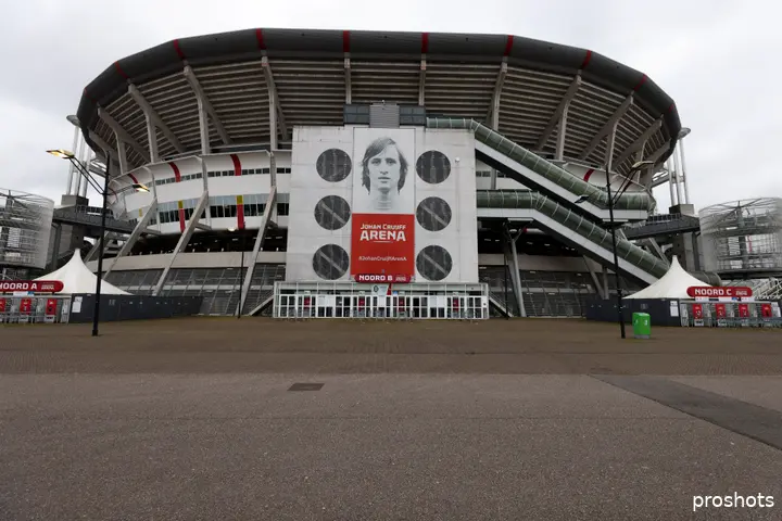 johan cruijff arena buiten