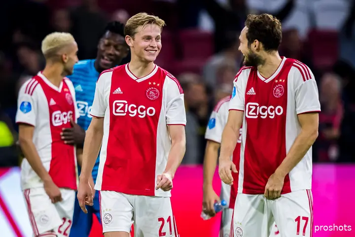 frenkie de jong daley blind ajax