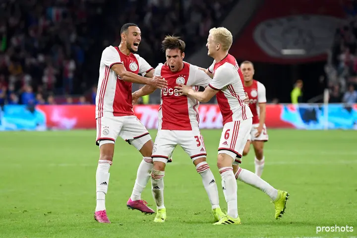 nico tagliafico ajax paok