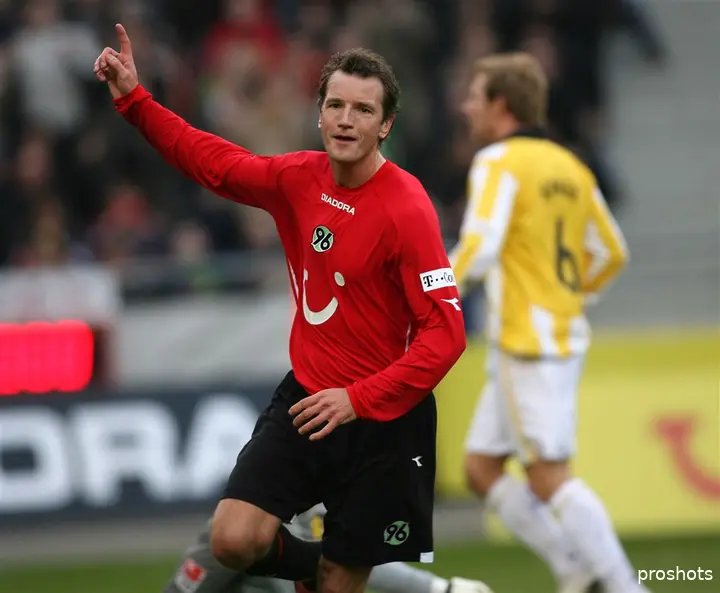 In het seizoen 2006/2007 won Bruggink met Hannover 96 met 4-2 van Borussia Dortmund. Met twee treffers had Bruggink een groot aandeel in die zege.
