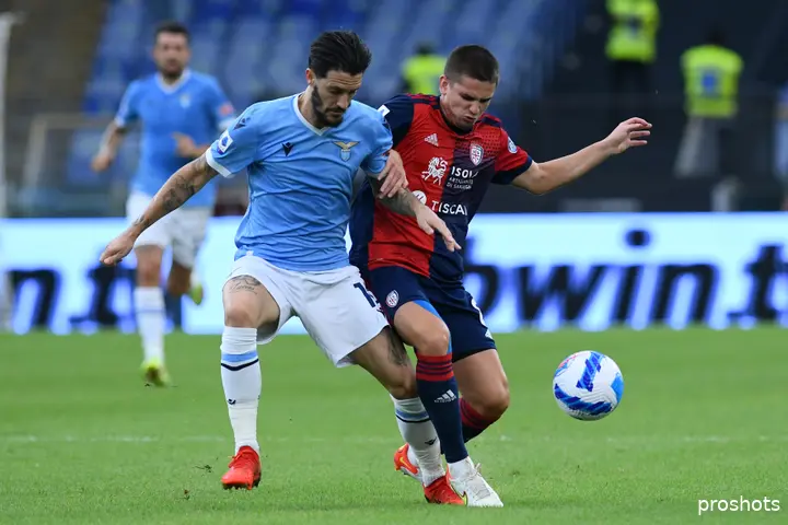 Razvan Marin staat met Cagliari momenteel op plaats vijftien in de Serie A.