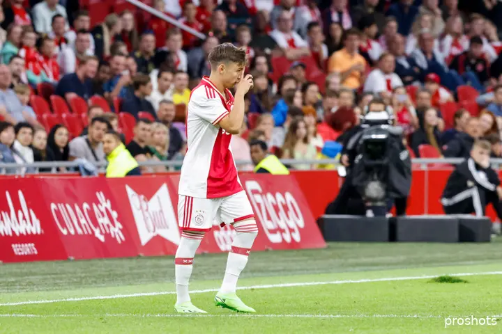 Francisco ‘Chico’ Conceiçao maakte tegen&nbsp;Shakhtar Donetsk zijn officieuze Ajax-debuut.