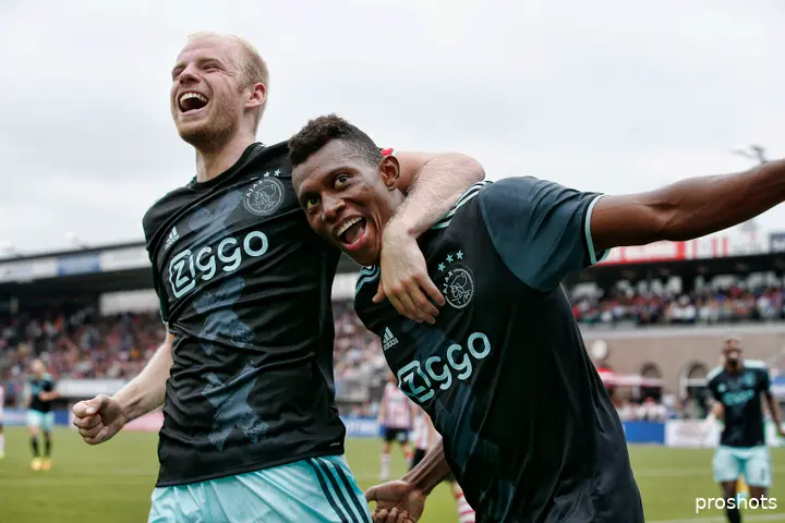 <b><i>In het seizoen 2016/17 weten zowel Davy Klaassen als Mateo Cassierra te scoren op Het Kasteel: 1-3.</i></b>