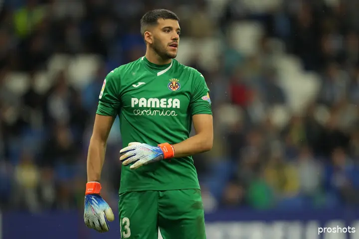 <i>'Rulli is een uitstekende lijnkeeper, maar maak er aan de bal alsjeblieft geen Ederson of Alisson Becker van.'</i>