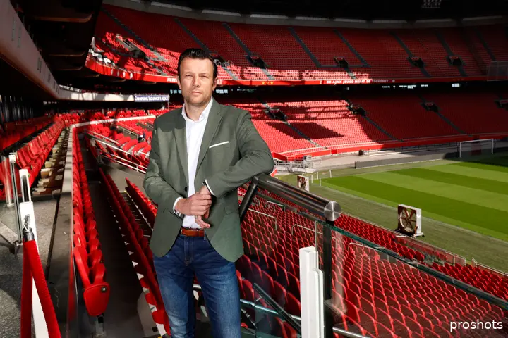 menno geelen commercieel directeur ajax