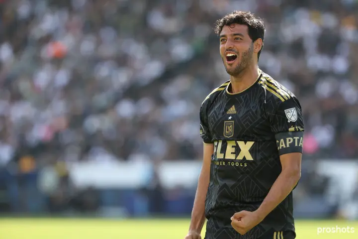Carlos Vela is een garantie voor doelpunten. Wel is hij 'al' 35 jaar oud.