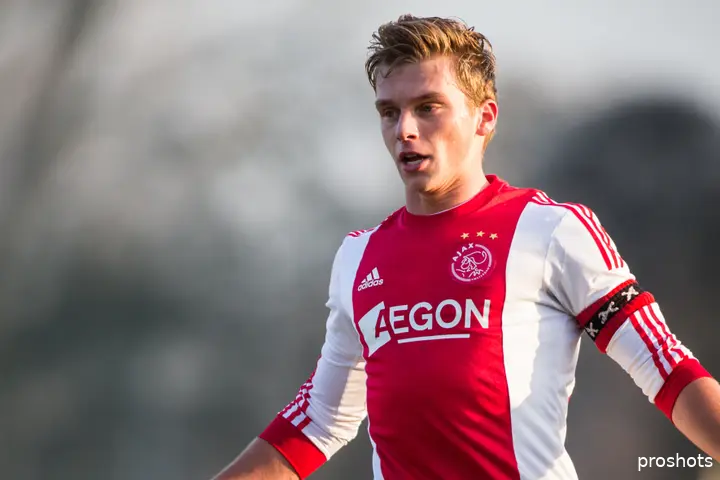 damon mirani aanvoerder ajax a1