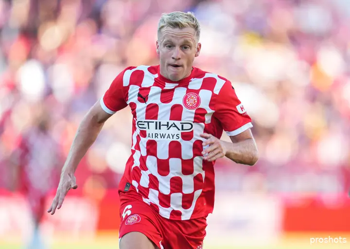 donny van de beek girona