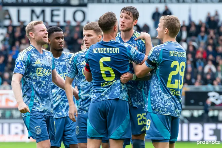 wout weghorst ajax