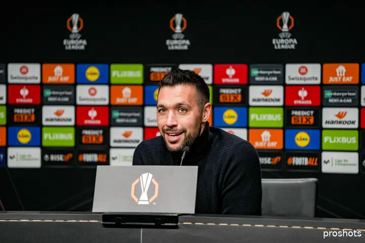 francesco farioli ajax trainer persconferentie
