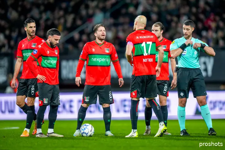 lasse schone nec
