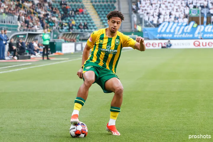 <b><i>Tyrese Asante kwam vorig seizoen nog uit voor ADO Den Haag.</i></b>