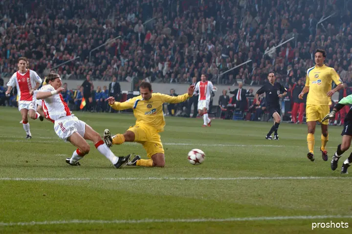 <b><i>In 2004 speelden Ajax en Maccabi Tel Aviv voor het laatst tegen elkaar.</i></b>