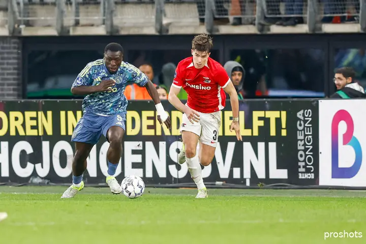 Brobbey in actie tegen AZ, waar hij goed inviel&nbsp;
