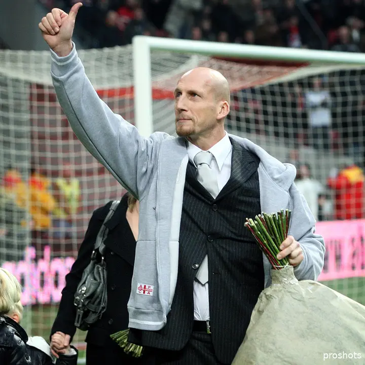 Jaap Stam neemt in oktober 2007 afscheid van Ajax en het profvoetbal.