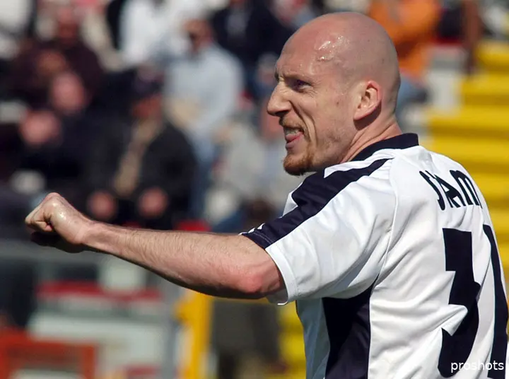 Stam namens Lazio tijdens een uitwedstrijd tegen Perugia.