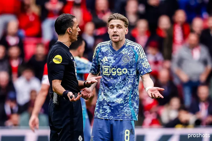 kennethtaylor psv ajax