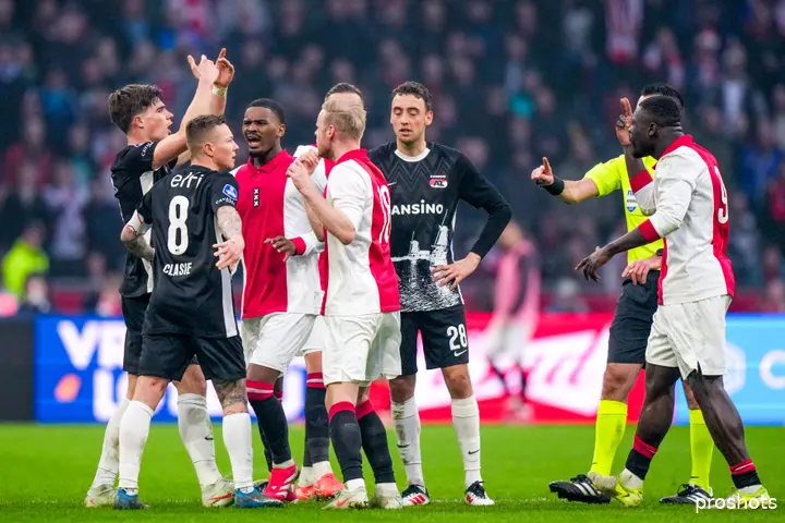 Davy Klaassen was allesbehalve te spreken over de acties van Wouter Goes na de rode kaart voor Alexandre Penetra.