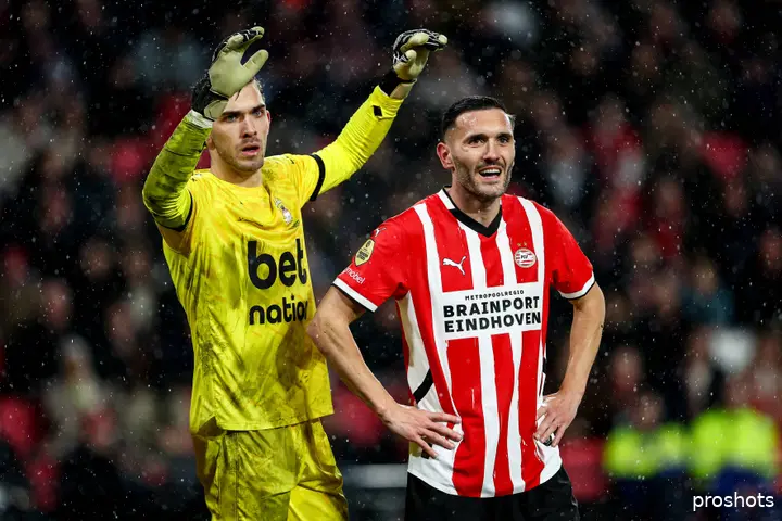 lucas perez psv