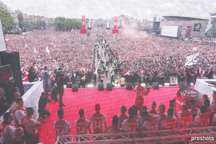 ajax huldiging museumplein