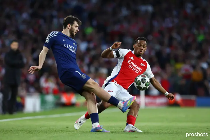 jurrien timber arsenal psg champions league