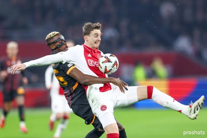 youri baas victor osimhen ajax galatasaray