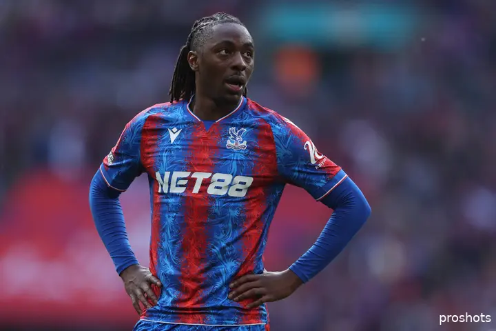 Hindolo Mustapha wordt vergeleken met&nbsp;Eberechi Eze, een van de sterspelers van Crystal Palace. 'Beide spelers worden technisch vaardig, creatief en doelgericht genoemd.'
