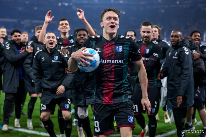 Kaars heeft zich al snel populair gemaakt in Duitsland en kan binnenkort mogelijk een droomstap maken naar de Premier League.