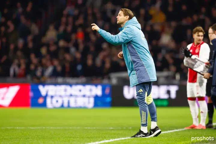 dave vos ajax 2024 2025
