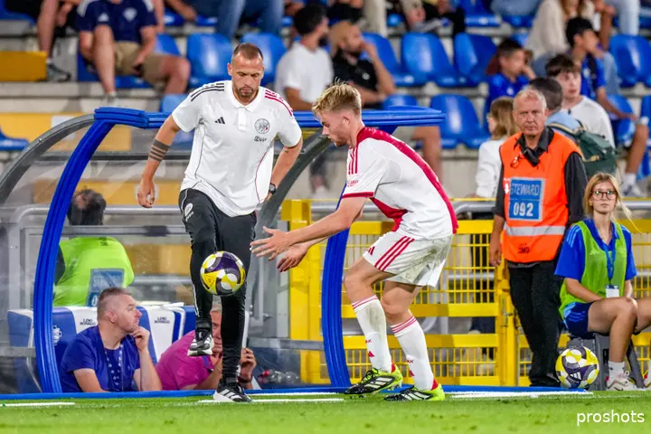 john-heitinga-nick-verschuren-ajax-como