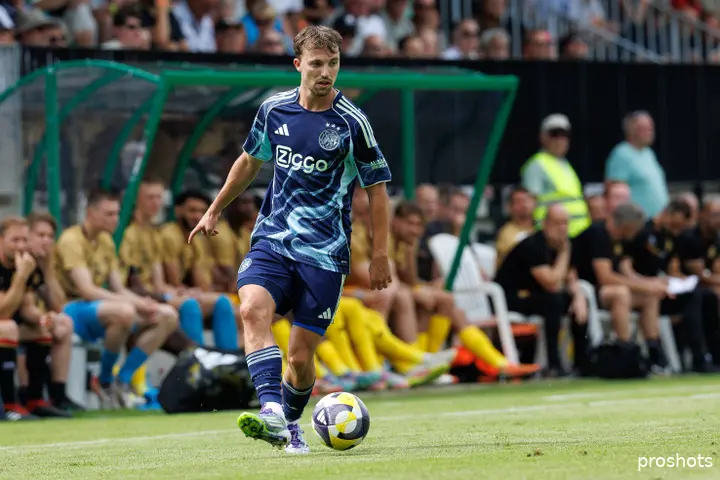 Youri-Regeer-Ajax-KV-Mechelen