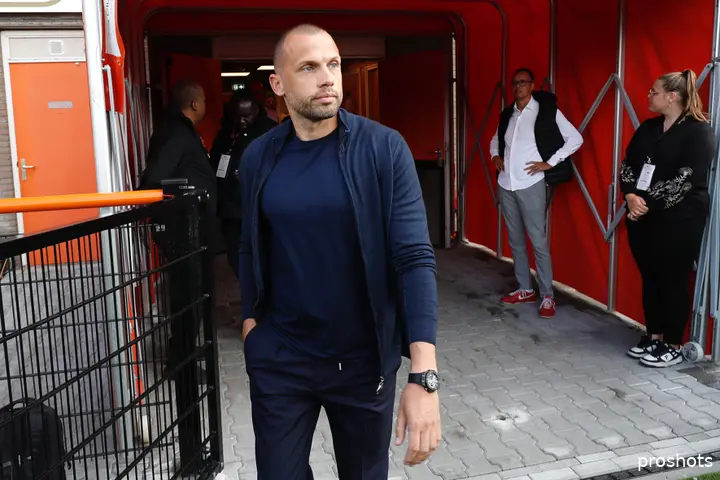 john Heitinga ajax fc volendam 25/26