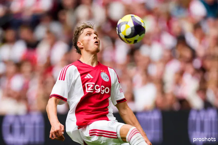 mika-godts-ajax-monaco