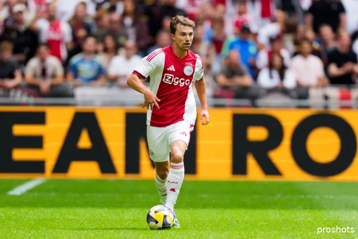 youri regeer ajax as Monaco 25/26