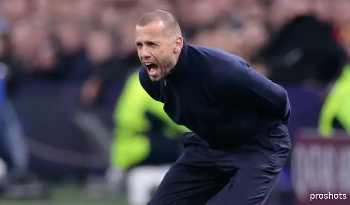 Ajax Showtime John Heitinga