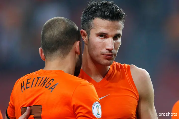 robin-van-persie-john-heitinga-nederlands-elftal