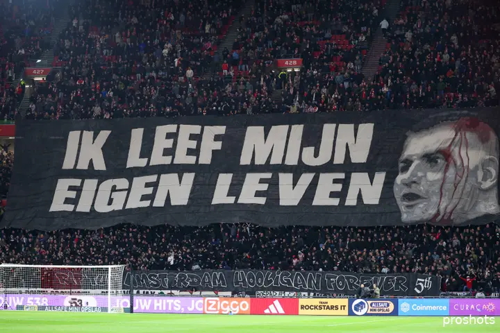 Ajax Showtime F-Side