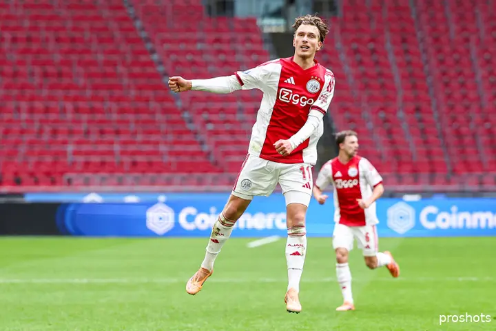 Ajax Showtime Mika Godts