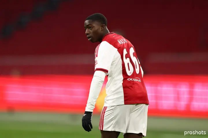 Ajax Showtime Ajax FC Groningen Pharell Nash