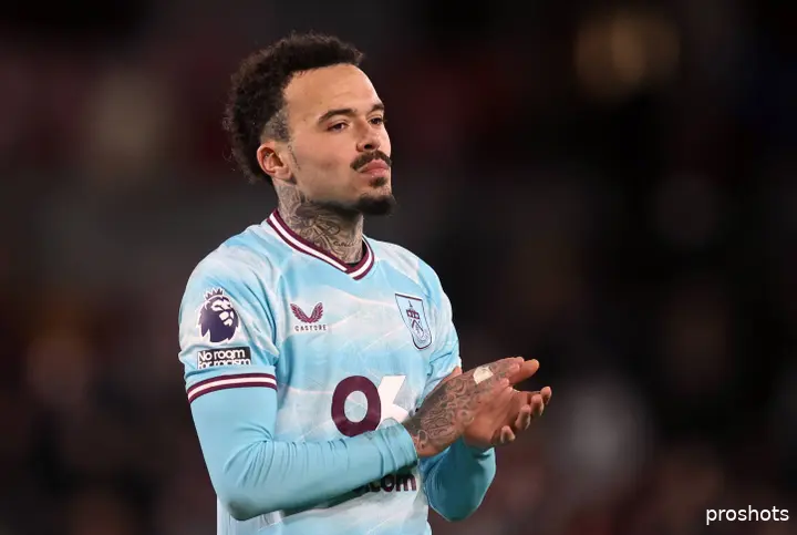 Ajax Showtime Quilindschy Hartman Burnley