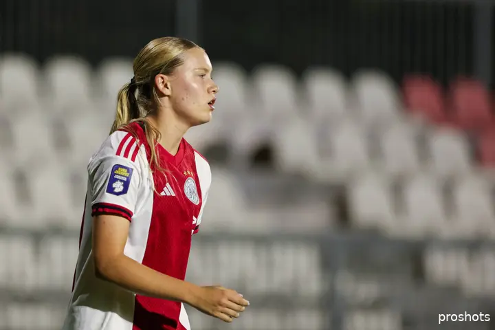 Ranneke-Derks_Ajax-Vrouwen