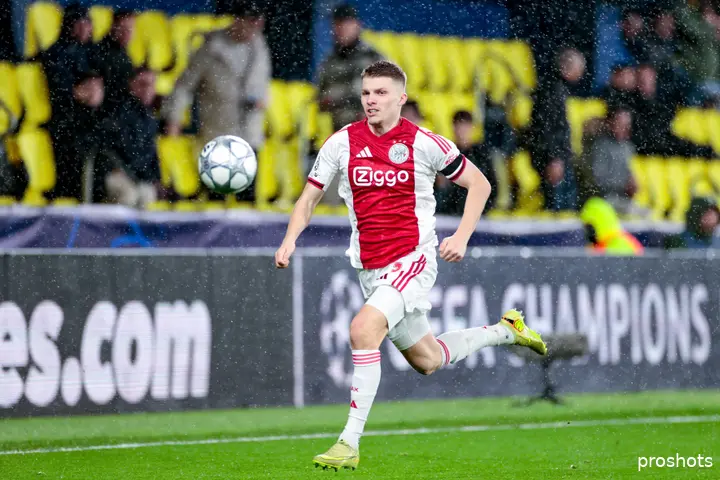 AntonGaaei_Villarreal-Ajax
