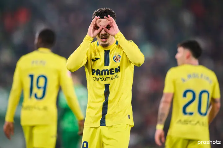 Ajax Showtime Georges Mikautadze Villarreal