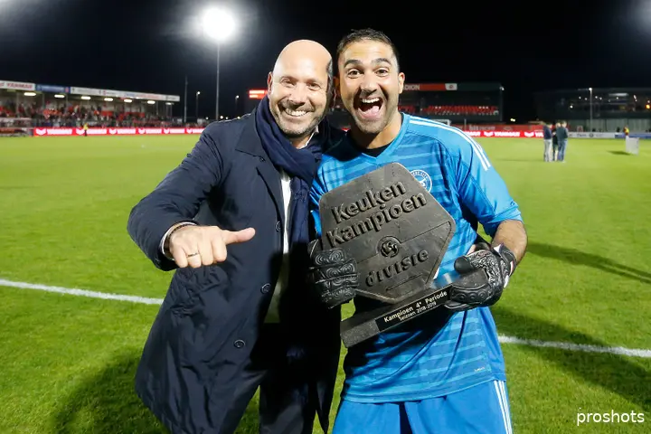 Lesley Bamberger- Almere City